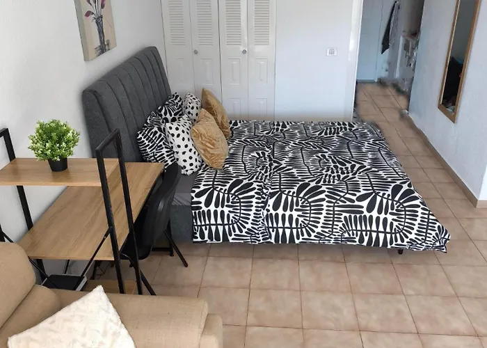 Tenerife Castle Harbour *